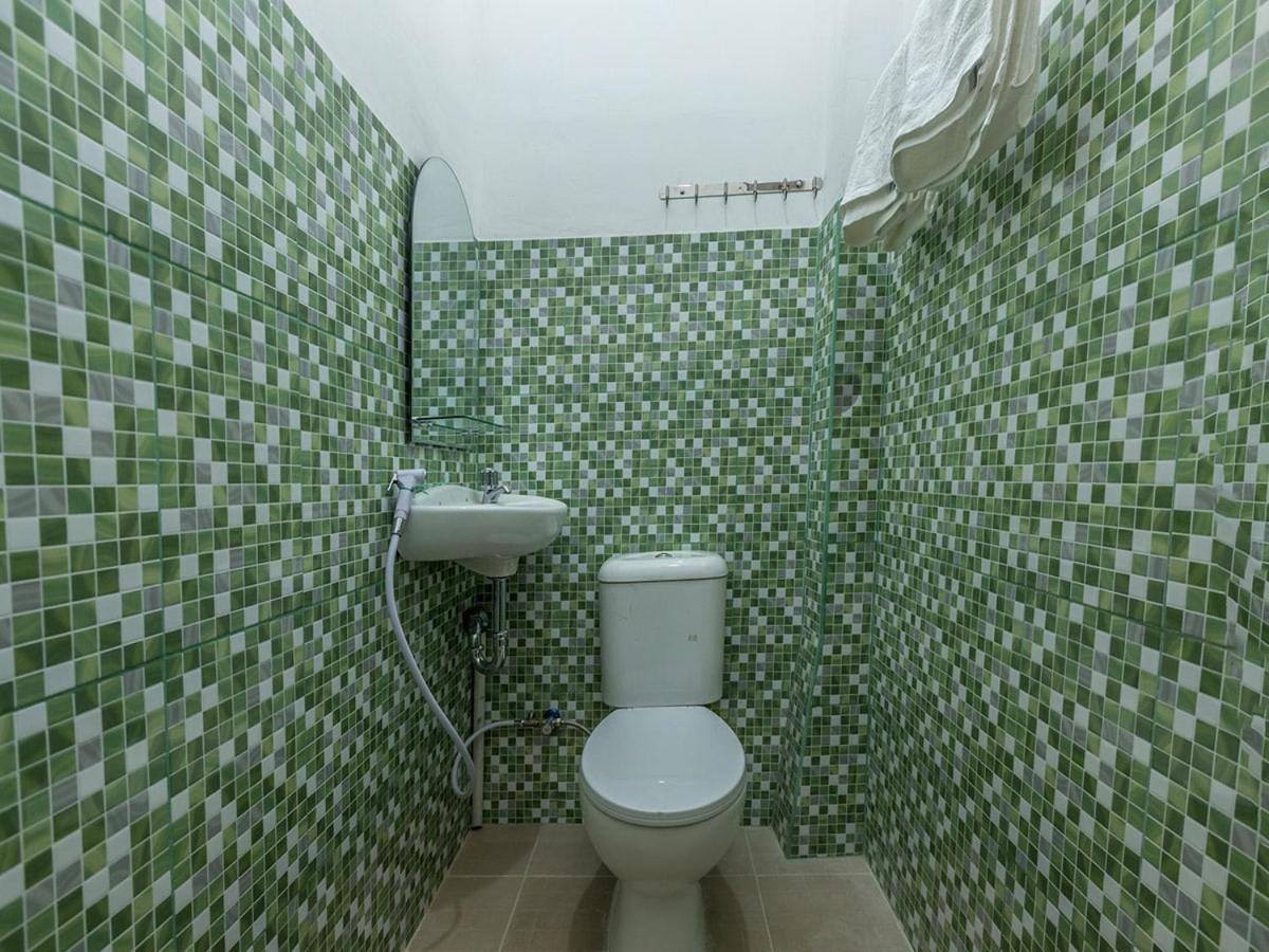 OYO 1082 Kost Arie 1 Near RSIP Persahabatan Hotel Jakarta Luaran gambar